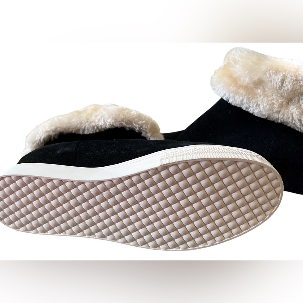 Steve Madden Black Suede Bootie with White Faux Fur Lining Trim Size 8-1/2 NWT - Picture 5 of 6